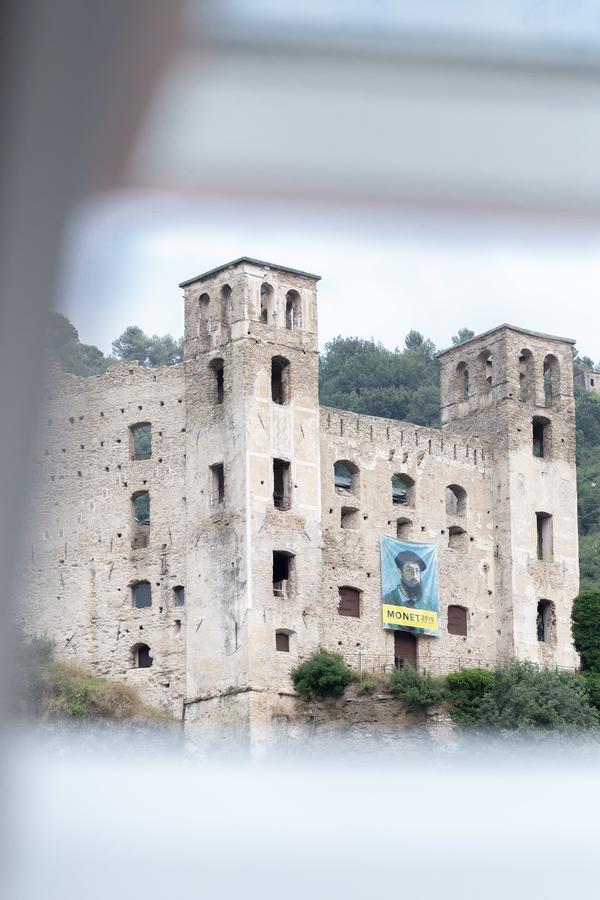 Dussaiga - La Casa Di Rina Dolceacqua Exterior foto